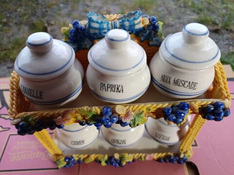 ETAGERE A EPICES EN POCELAINE 15 Le Mans (72)