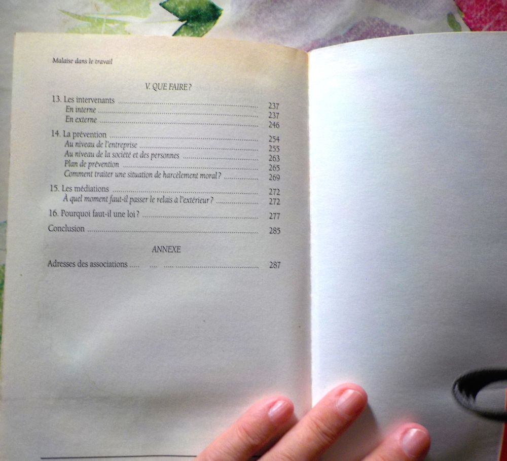 MALAISE DANS LE TRAVAIL Harc&egrave;lement moral D&eacute;m&ecirc;ler le vrai du Livres et BD