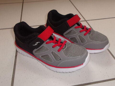  Chaussures neuves, pointure 35 10 Lourdes (65)