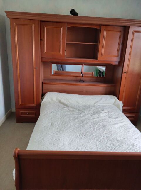 Meuble de chambre + lit 400 Saint-Germain-du-Bois (71)