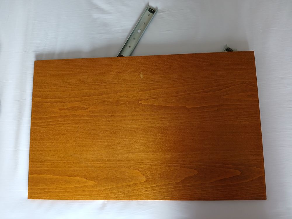 PLATEAU TELE OU ORDINATEUR ORIENTABLE Meubles