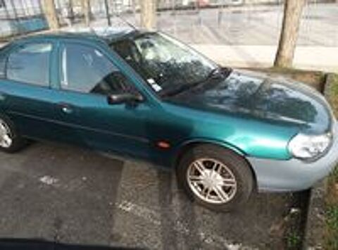 Mondeo 1.8i GLX 1998 occasion 70000 Vesoul