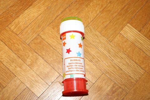 Flacon  bulles de savon (AS) 1 Tours (37)