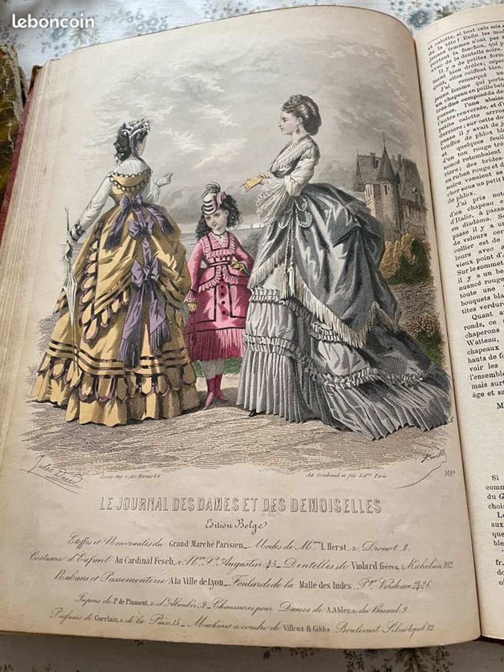 LIVRE ANCIEN DE MODE Livres et BD