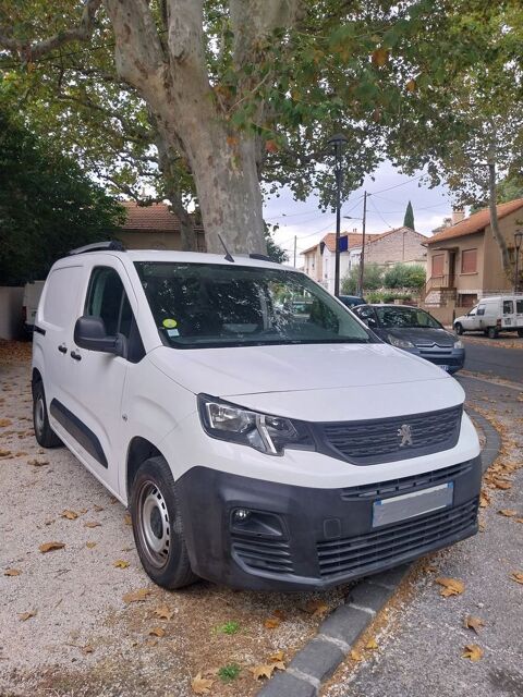 Peugeot Partner PARTNER FOURGON LONG 950 KG BLUEHDI 100 BVM5 ASPHALT 2019 occasion Marseille 13014