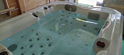 spa jacuzzi 2 pl marque ALL IN SPA 0 Saint-Vérand (38)