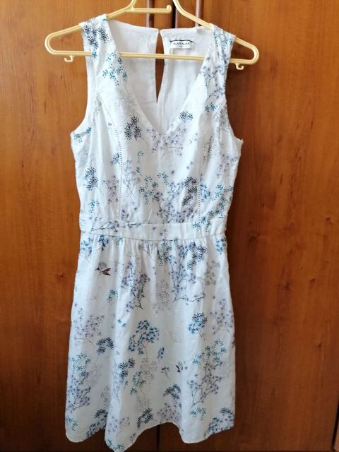 Robe estivale marque Naf Naf  29 �ragny (95)