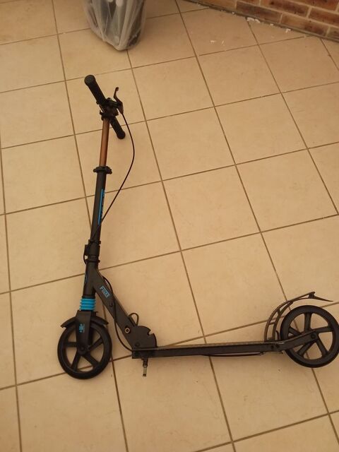 Trotinette pliable adulte fluxx city 180 Faulx (54)