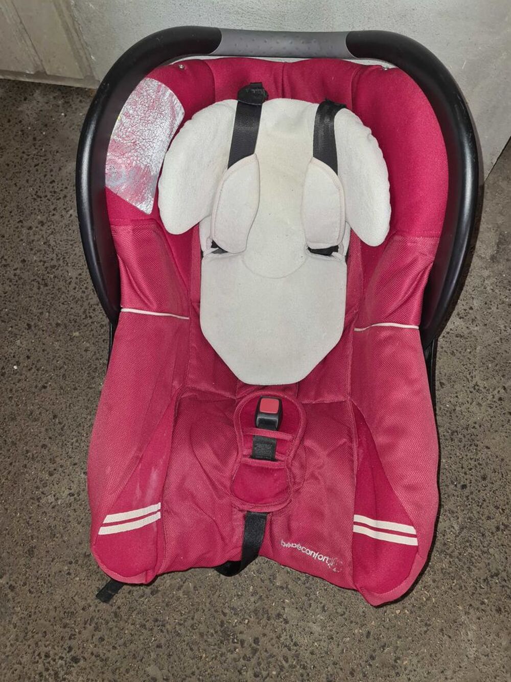 cosy b&eacute;b&eacute; Confort rouge bon &eacute;tat Puériculture