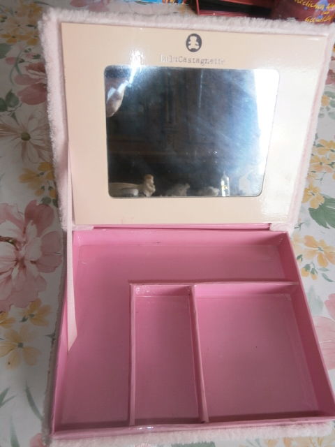 Boite, coffret � bijoux Lulu Castagnette 8 Wolxheim (67)