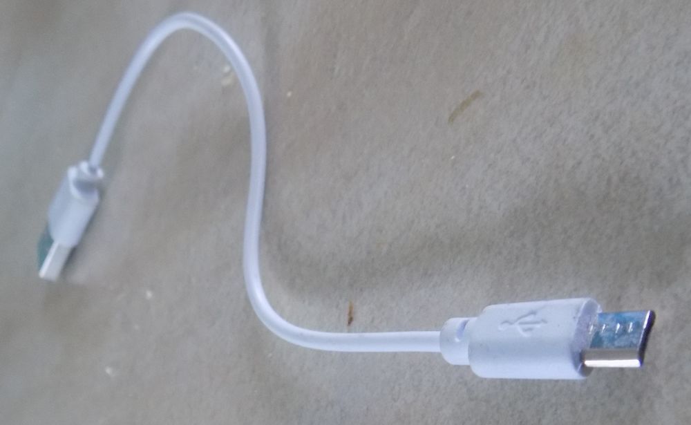 C&acirc;bles et chargeurs Matériel informatique