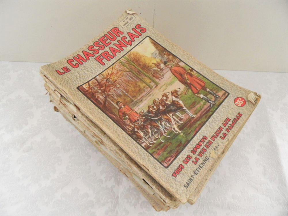 28 ANCIENS MAGAZINES "LE CHASSEUR FRANCAIS" DE 1952 A 1955 Livres et BD