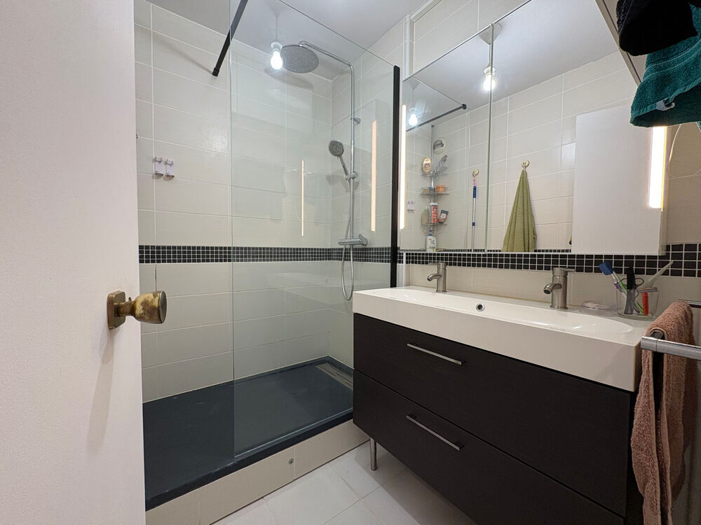 Vente Appartement Cergy Grand Centre, 77 m² rénové, grand séjour lumineux ! Cergy