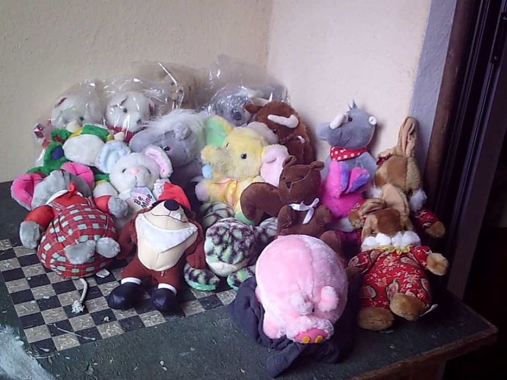 Peluches diff&eacute;rents genre et mod&egrave;les &agrave; petits prix Jeux / jouets