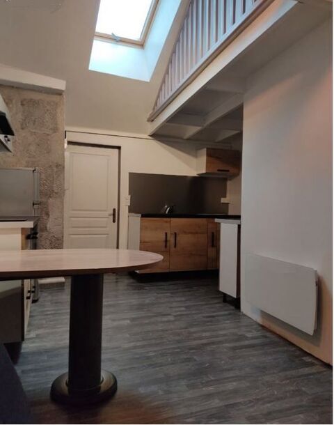   Studio meubl� en rue pi�tonne proches des lyc�es Appartement - 1 pi�ce(s) - 29 m�