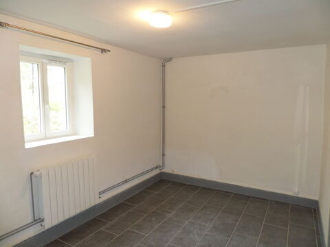  Maison � louer 4 pi�ces 71 m� Doyet