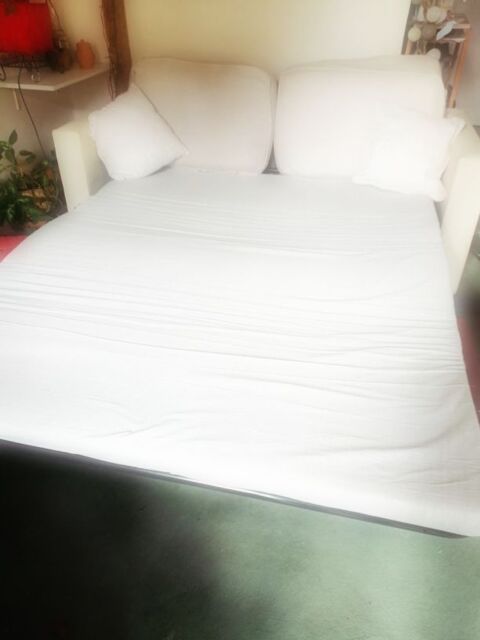 CANAPE BLANC CREME Paris 11 (75)