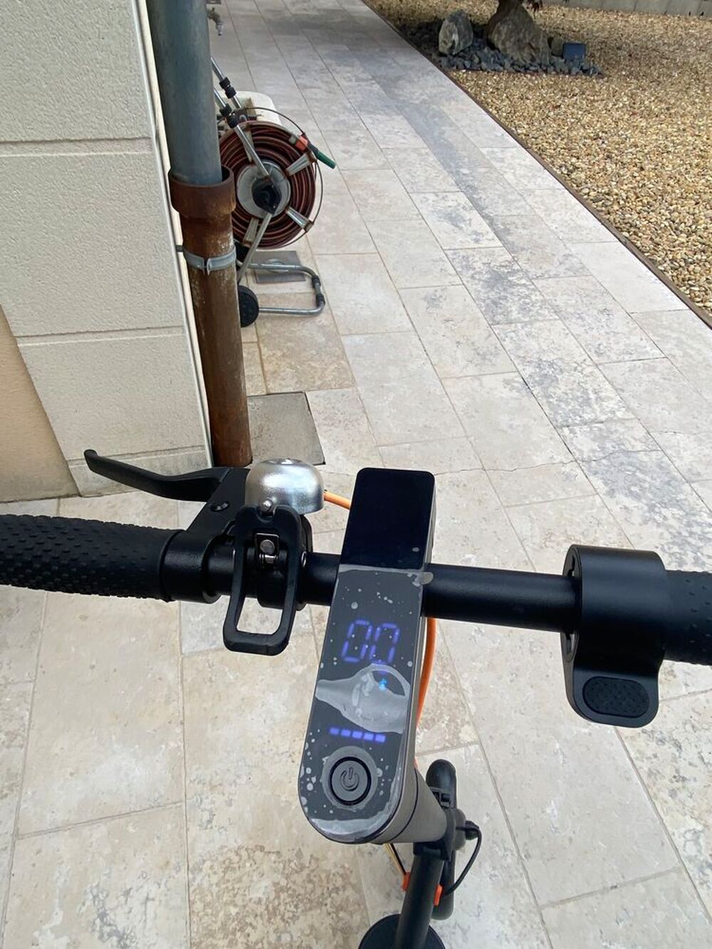 Trottinette &eacute;lectrique NEUVE Sports