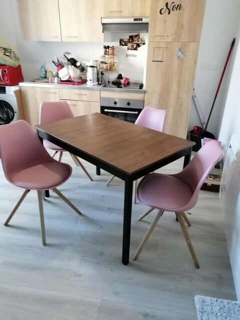 table + 4 chaises 55 Marans (17)