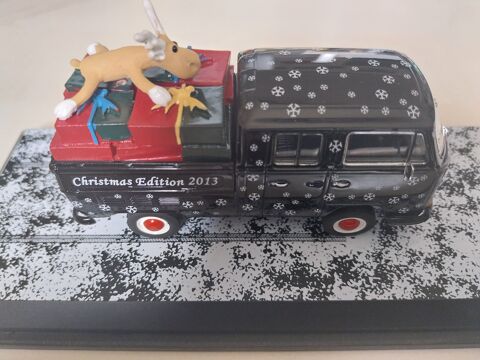 Volkswagen VW T2 - CHRISTMAS EDITION 2013 - 1:43 Schuco Montigny-sur-Avre (28)