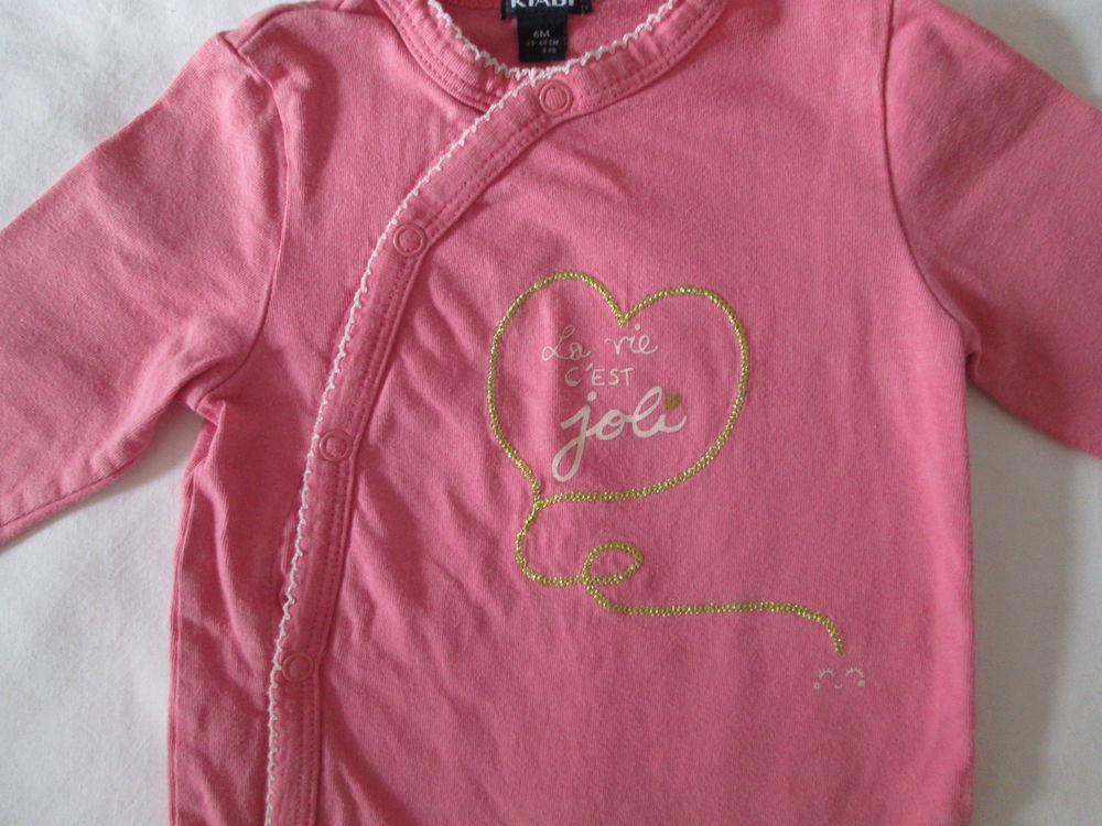 Pyjama rose motif dor&eacute; Vtements enfants