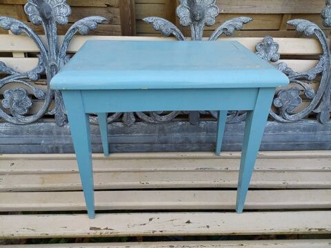 Petite Table Bois Bleue Vintage 30 Loches (37)