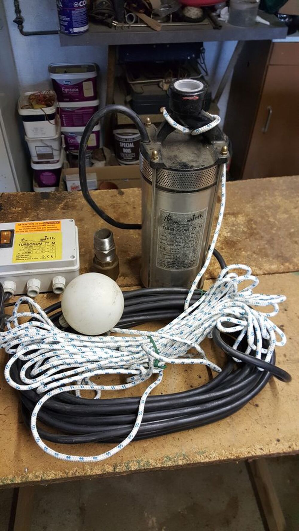 2 pompes a eau 1 tari&egrave;re thermique Bricolage