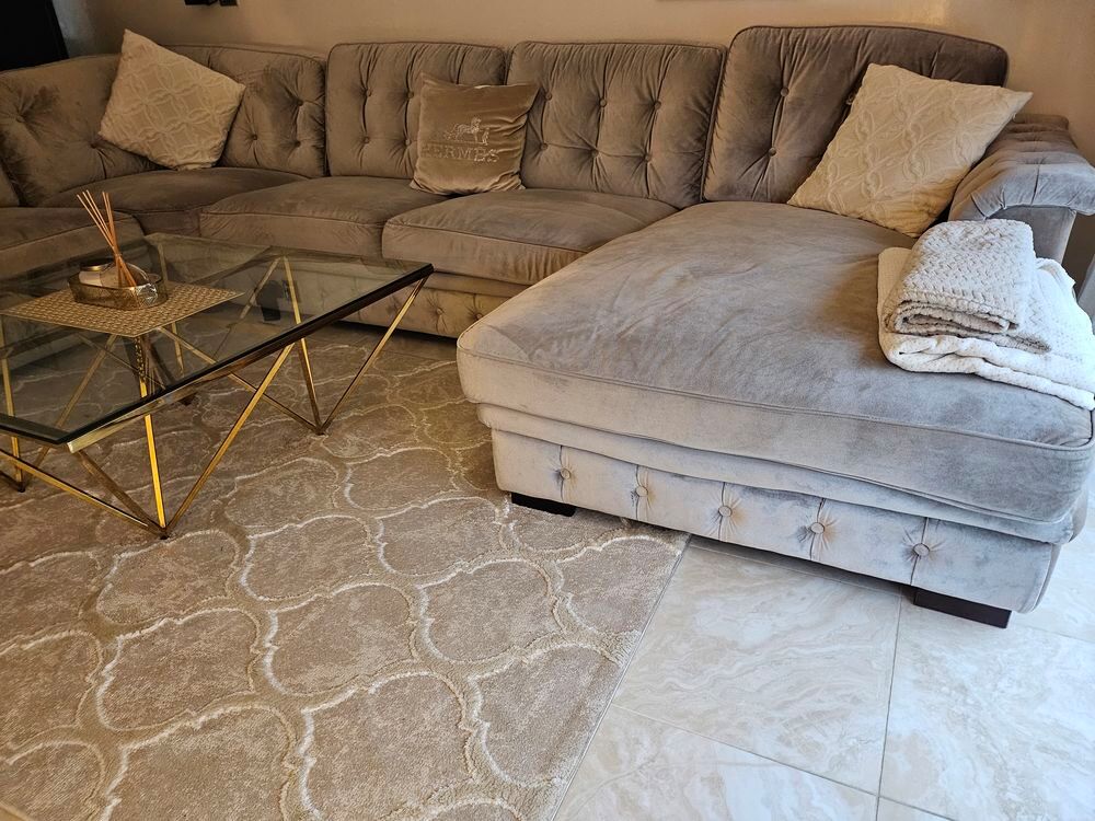 Canape en U tissus anti tache couleur taupe Meubles