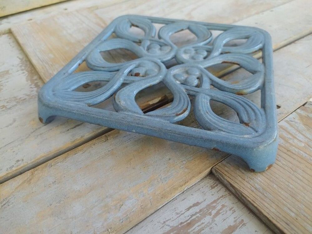Ancien Dessous de Plat &Eacute;maill&eacute; Gris Bleu D&eacute;cor de Gui 