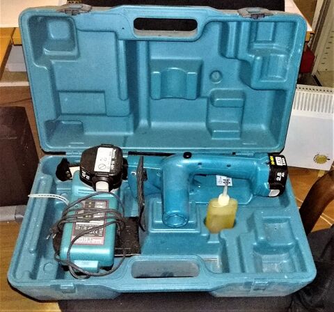 Tron�onneuse Makita � batterie 120 Sarpourenx (64)