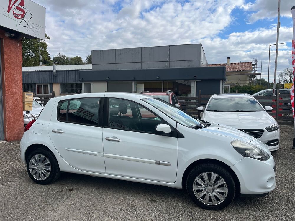 Clio III 1.2 16V 75 eco2 Expression Clim Euro 5 2011 occasion 82000 Montauban