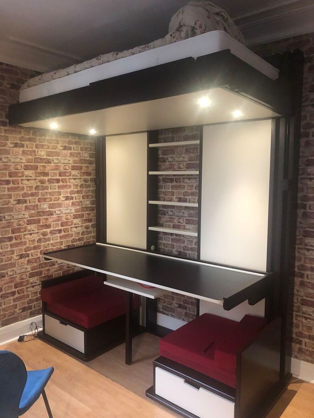 Lit escamotable Triptyque console bureau marque Espace loggi Meubles
