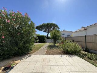  Maison à louer 4 pièces 77 m² Royan