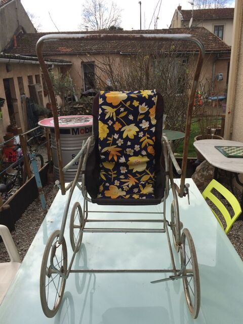 Poussette enfant ann�es 50 45 Toulouse (31)