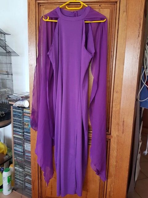 Robe violette manches en voiles robe longue fendue jusqu'à a 20 Viriat (01)