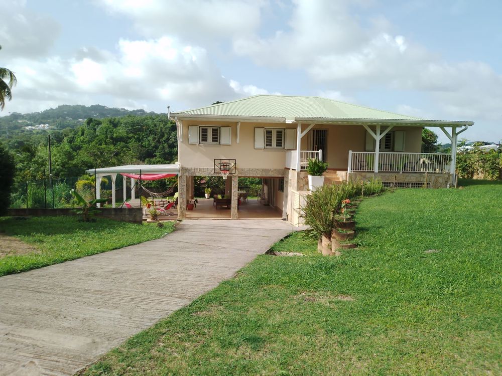   CHARMANT appartement F4 sur DUCOS Morne vert  partir de 58 DOM-TOM, Ducos (97224)