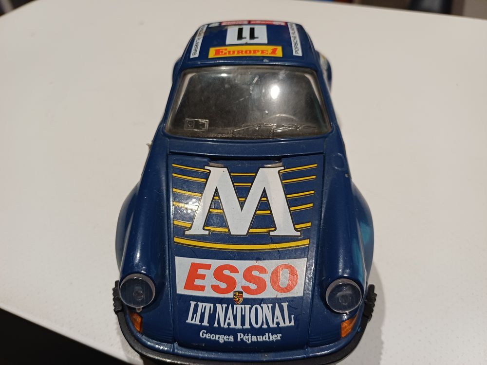 Porsche 911 1/24eme 