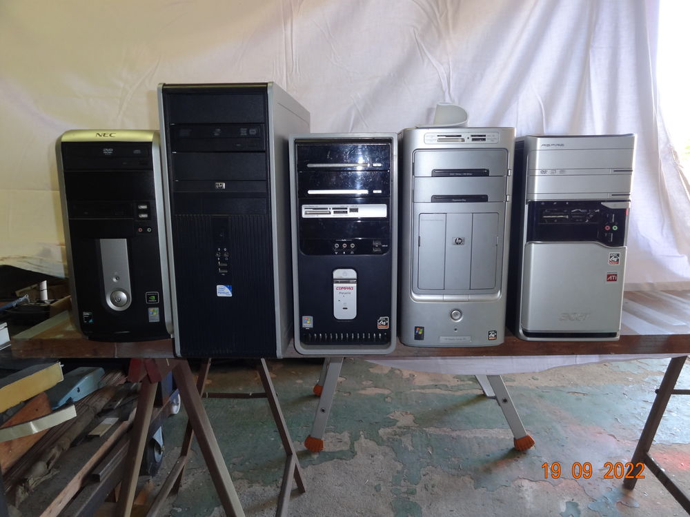 LOT DE MAT&Eacute;RIEL INFORMATIQUE Matériel informatique