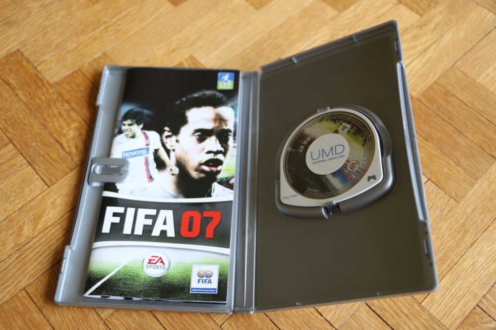 Jeu PSP Fifa 07 (AS) Consoles et jeux vidéos