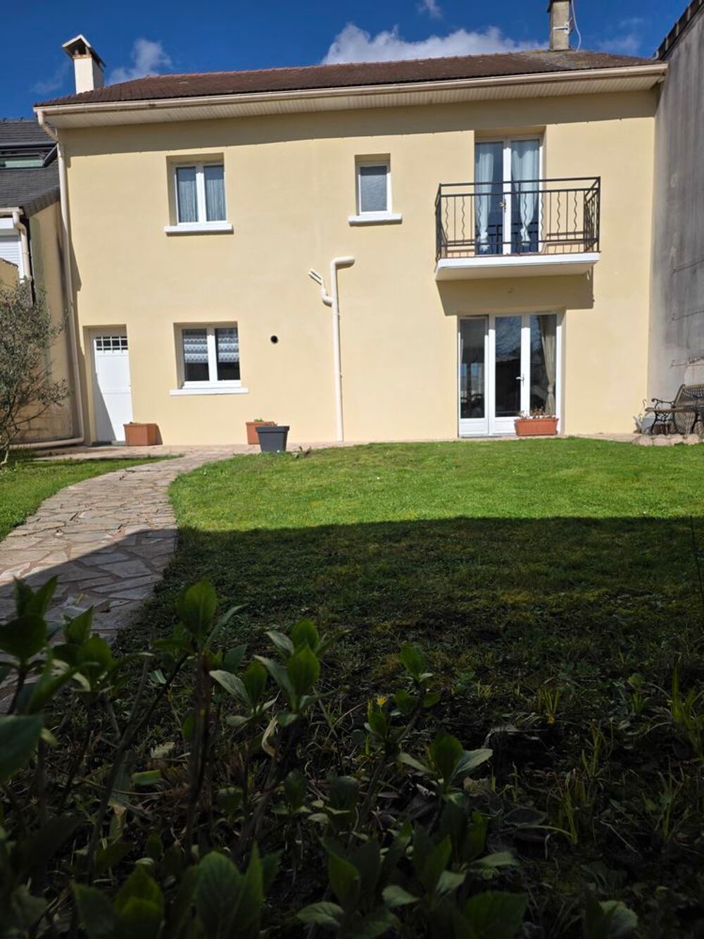 Vente Maison Maison  familiale 
Idéal pour famille nombreuse. Chennevières-sur-marne