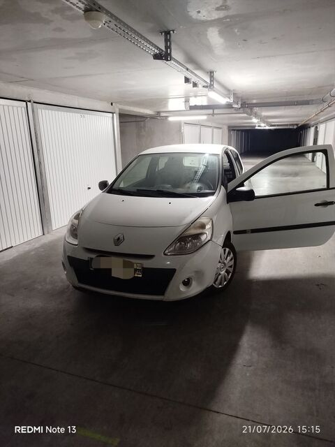 Renault Clio III CLIO III SOCIETE DCI 85 98g ECO2 AIR EURO 4 2011 occasion Saint-Priest 69800