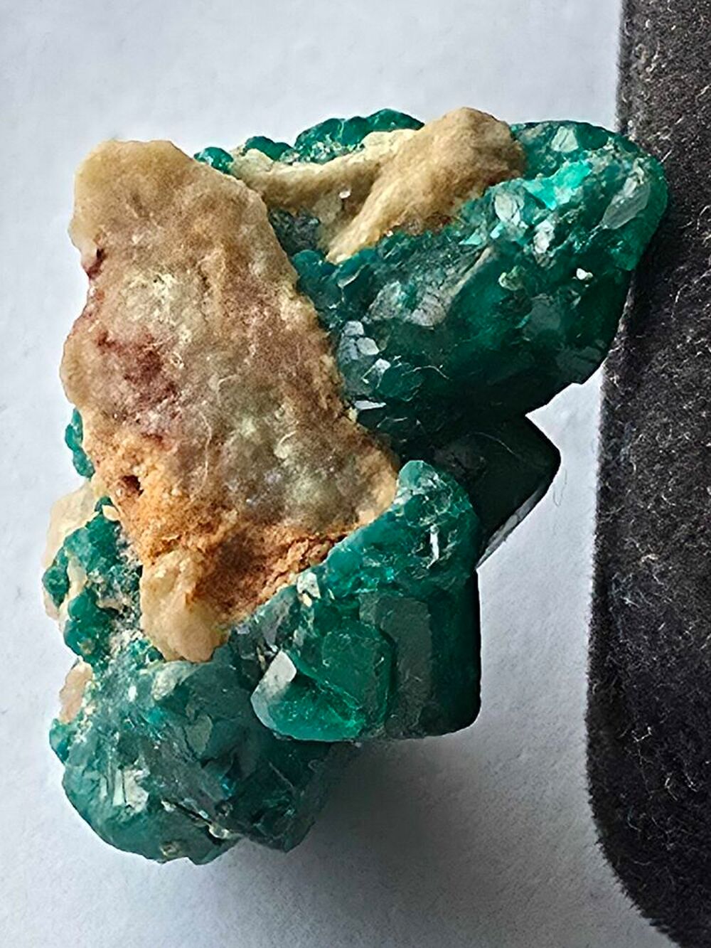 Dioptase sur Matrice-Katanga, RDC (5g) 