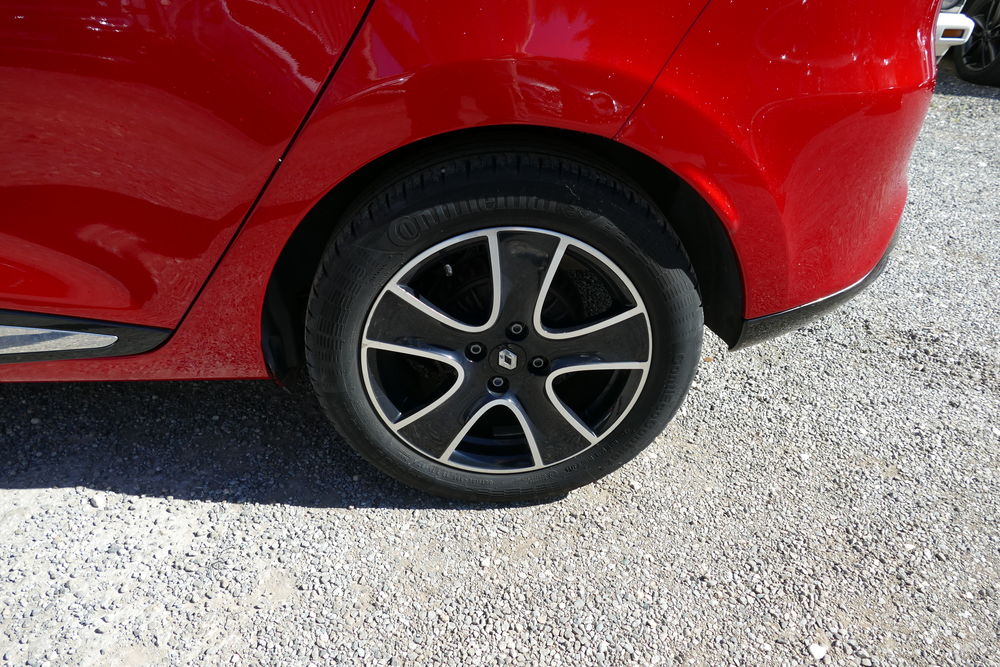Clio IV Estate Clio Estate IV TCe 120 Intens EDC 2013 occasion 13600 La Ciotat