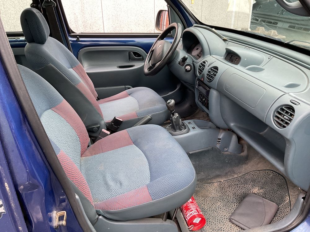 Kangoo Renault 1.4 Free World 2001 occasion 44320 Saint-P&egrave;re-en-Retz