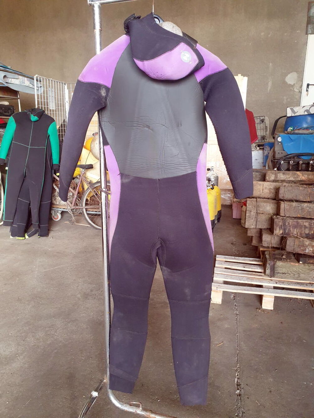 Combinaison AQUA LUNG T4 Femme 7mm Sports