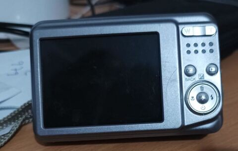 appareil photo compact fujifilm 20 La Fare-les-Oliviers (13)
