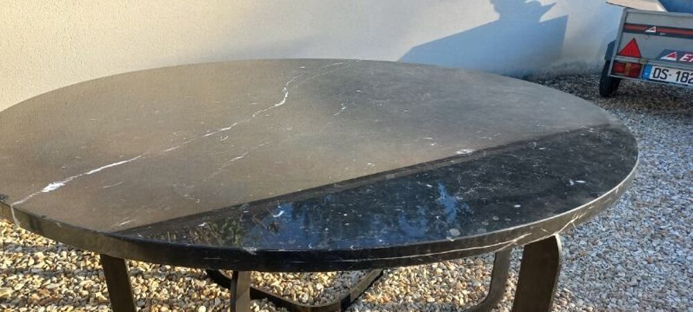 Table en marbre v&eacute;ritable Meubles