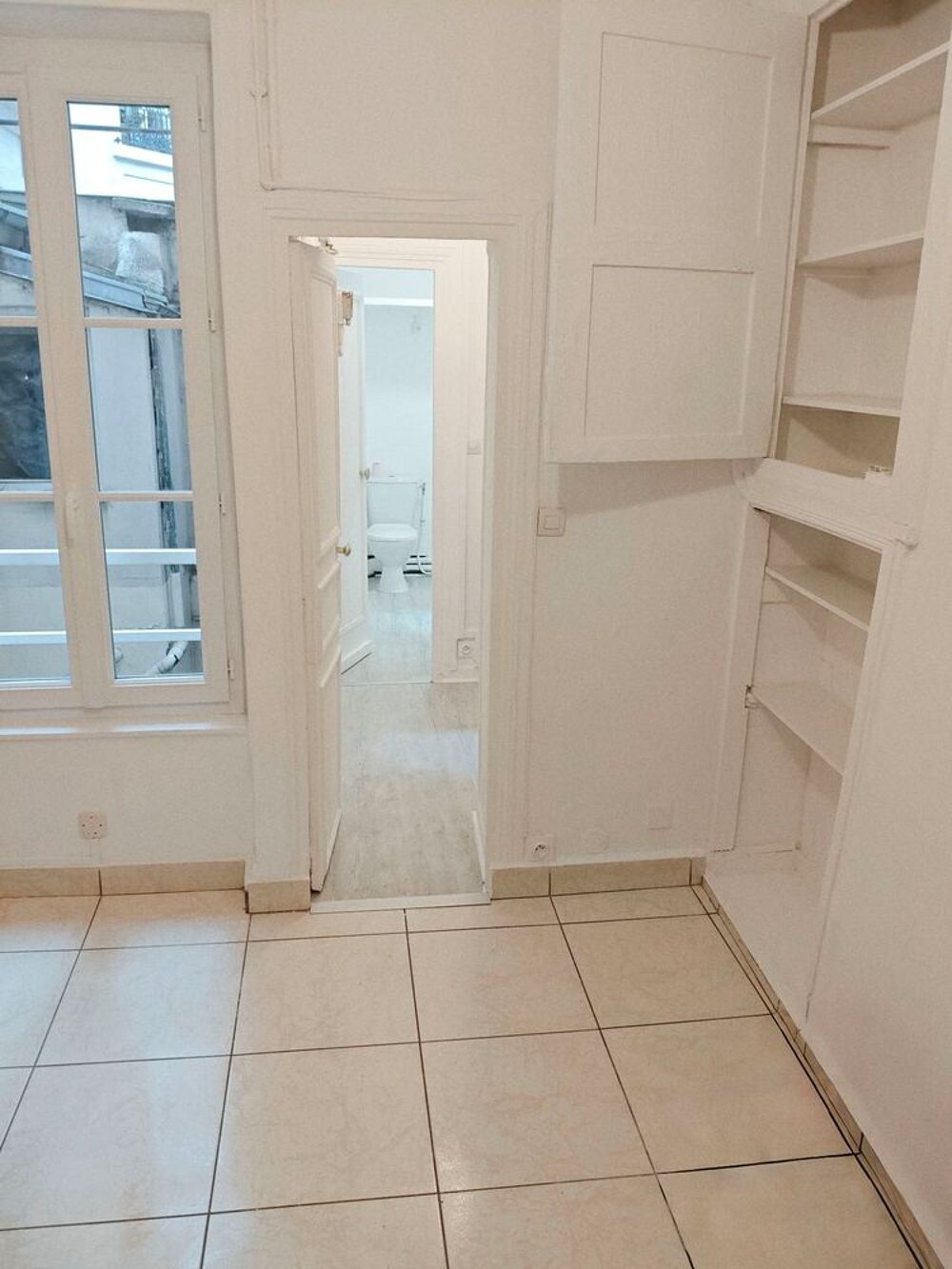 Vente Appartement Studio 16 m² | Refait à neuf | Reclassement DPE D au 01/01/2 Paris 18