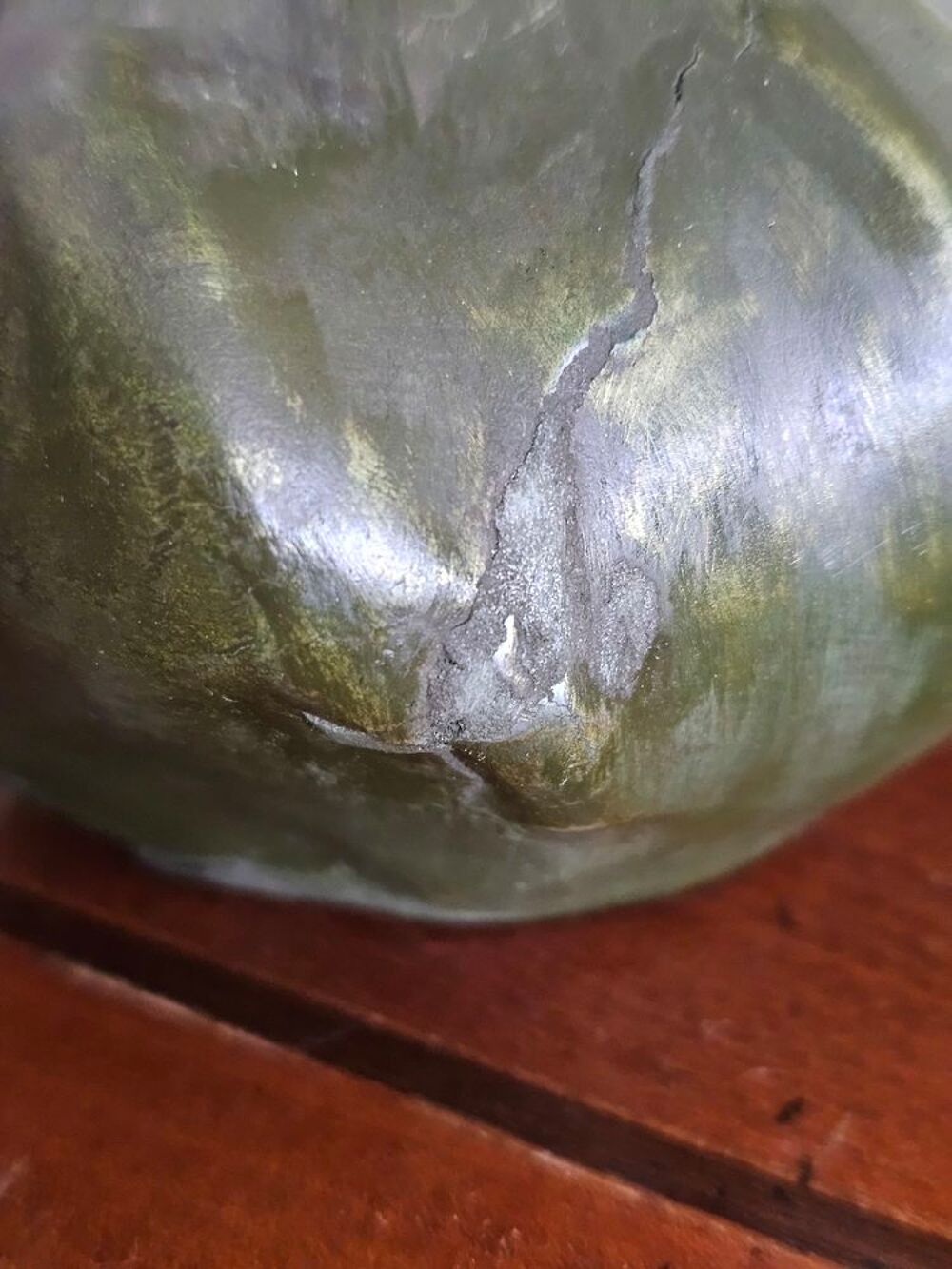 Vase Art Nouveau "Cytises" sign&eacute; A.de Raudery - &Eacute;tain patin&eacute; 