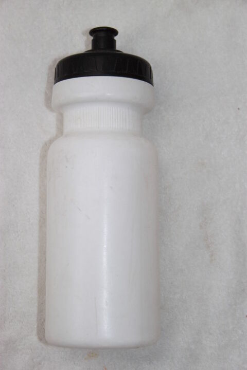 Gourde pour v�lo randonn�e 1 Montigny-Lencoup (77)